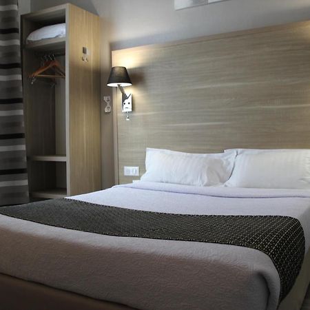 Hotel Univers Carpentras Zewnętrze zdjęcie