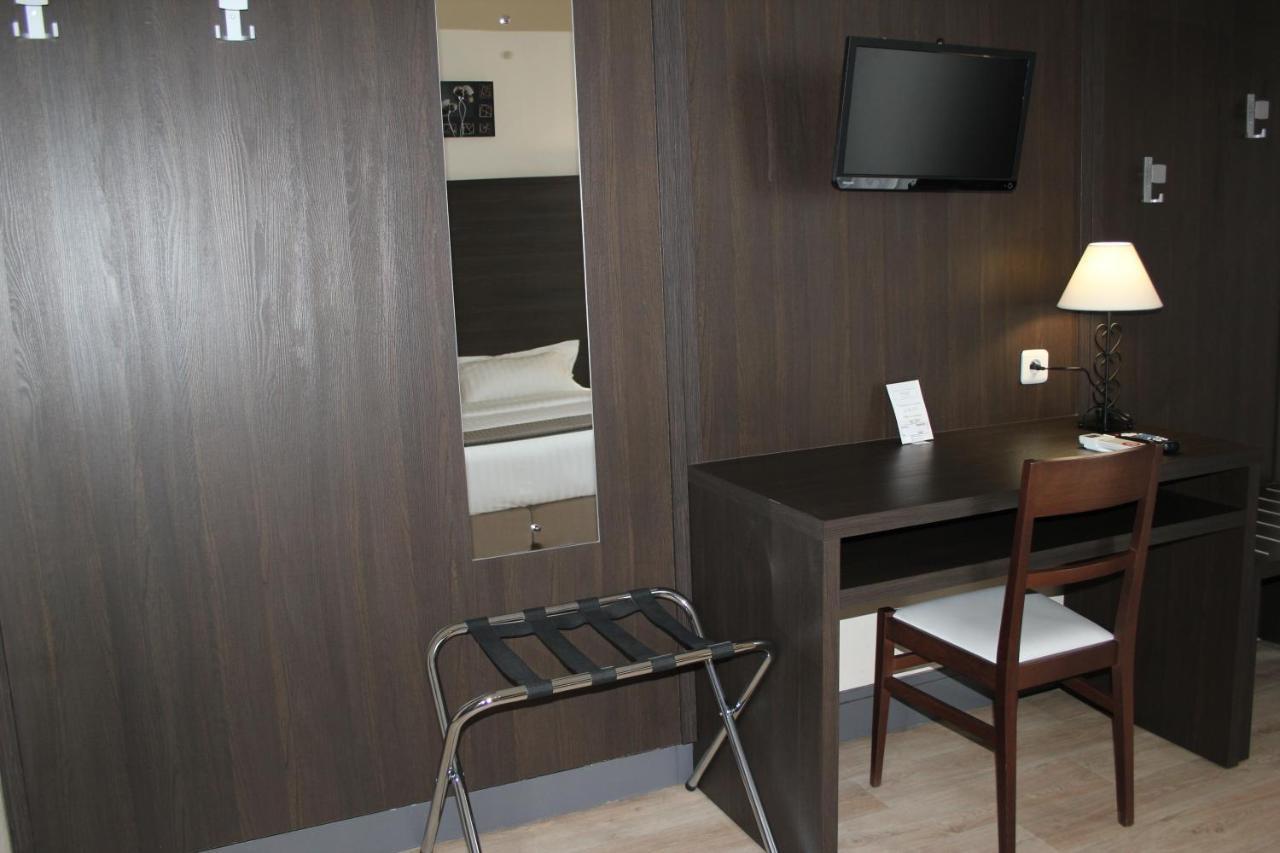 Hotel Univers Carpentras Zewnętrze zdjęcie