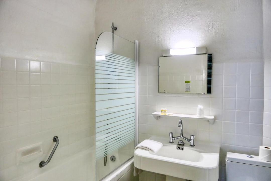 Hotel Univers Carpentras Zewnętrze zdjęcie