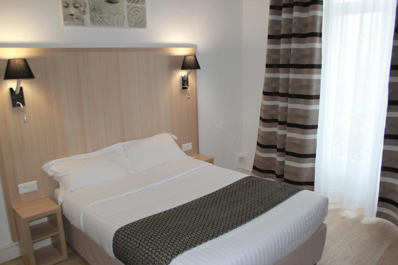 Hotel Univers Carpentras Zewnętrze zdjęcie