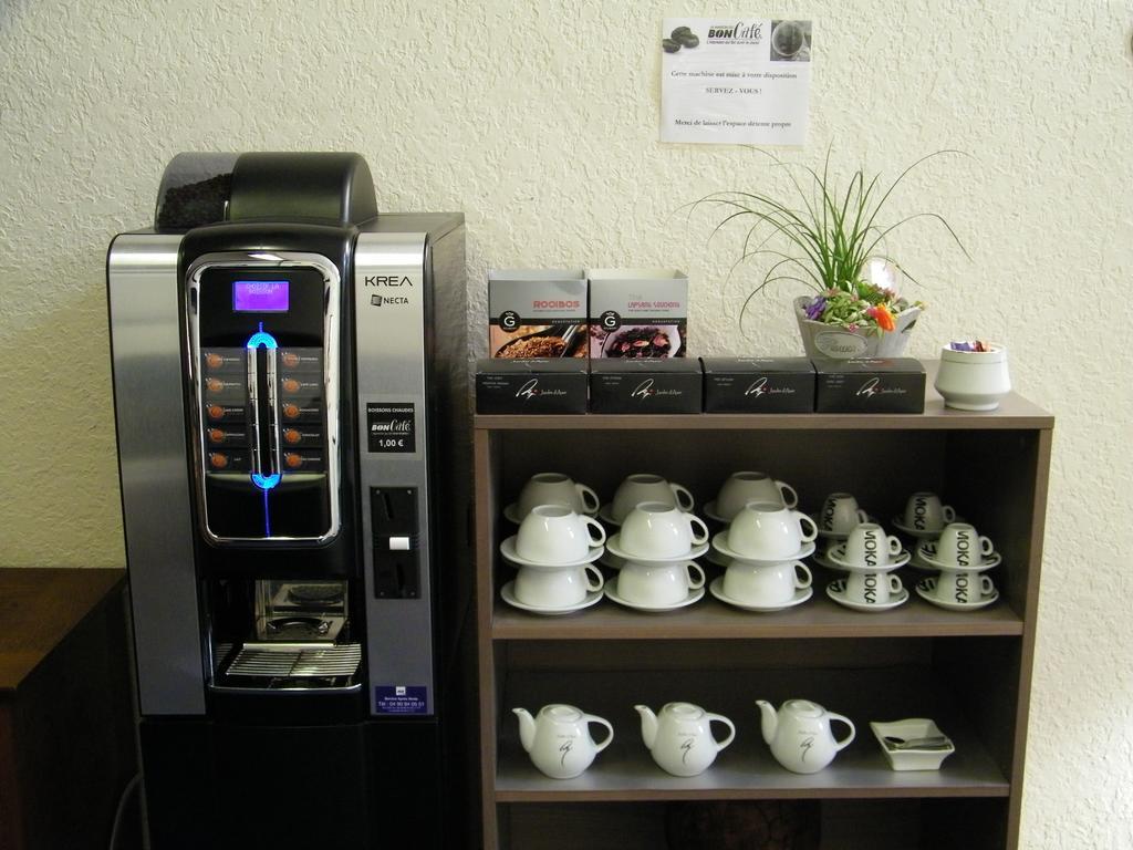 Hotel Univers Carpentras Zewnętrze zdjęcie